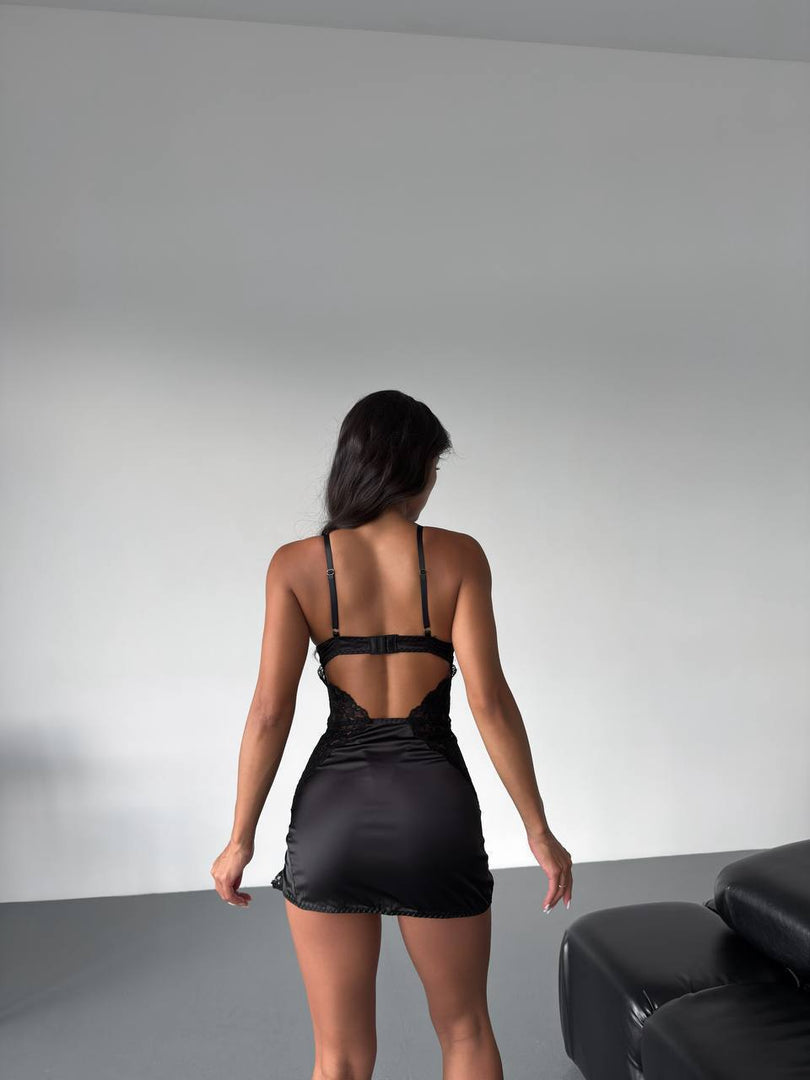 Siyah Saten Dantel Detaylı Premium Mini Gecelik