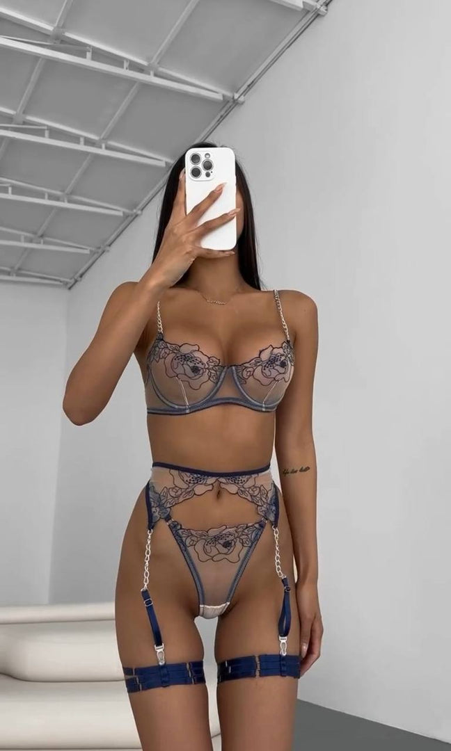 Lacivert Çiçek İşlemeli Zincir Detaylı 3’lü Lingerie Seti