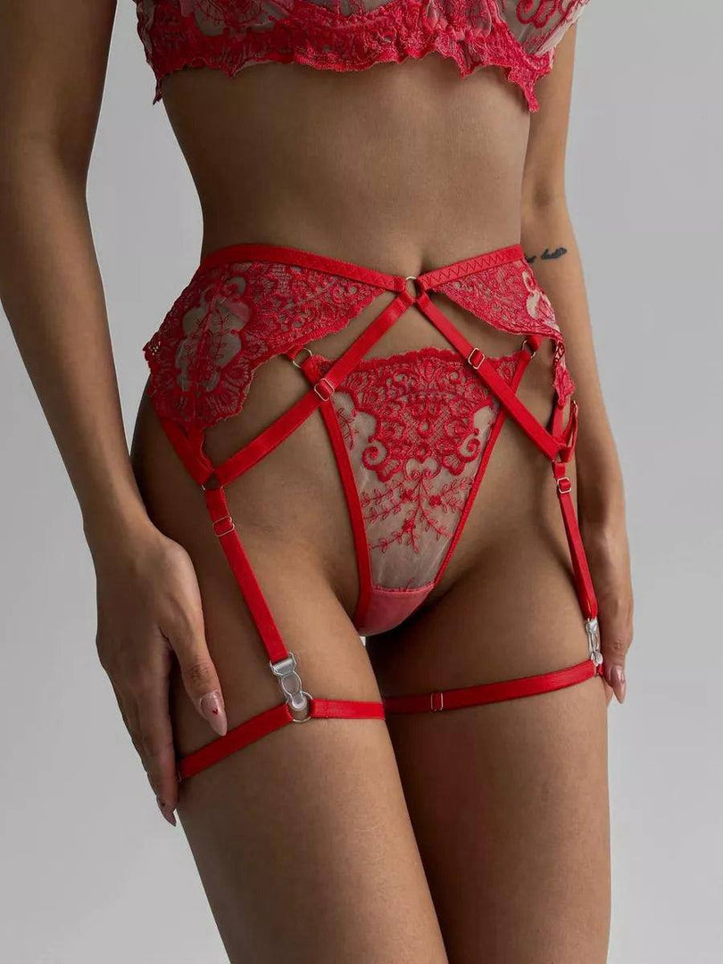 Kırmızı Dantel İşlemeli 3’lü Jartiyer Lingerie Seti
